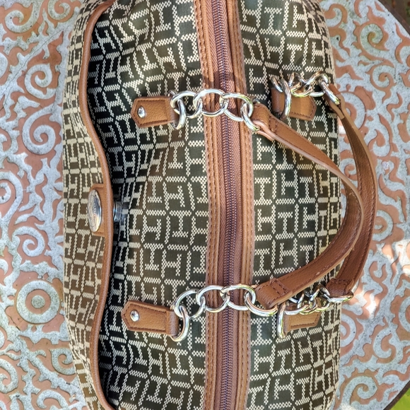 Tommy Hilfiger signature canvas dual handle satchel - Picture 5 of 11